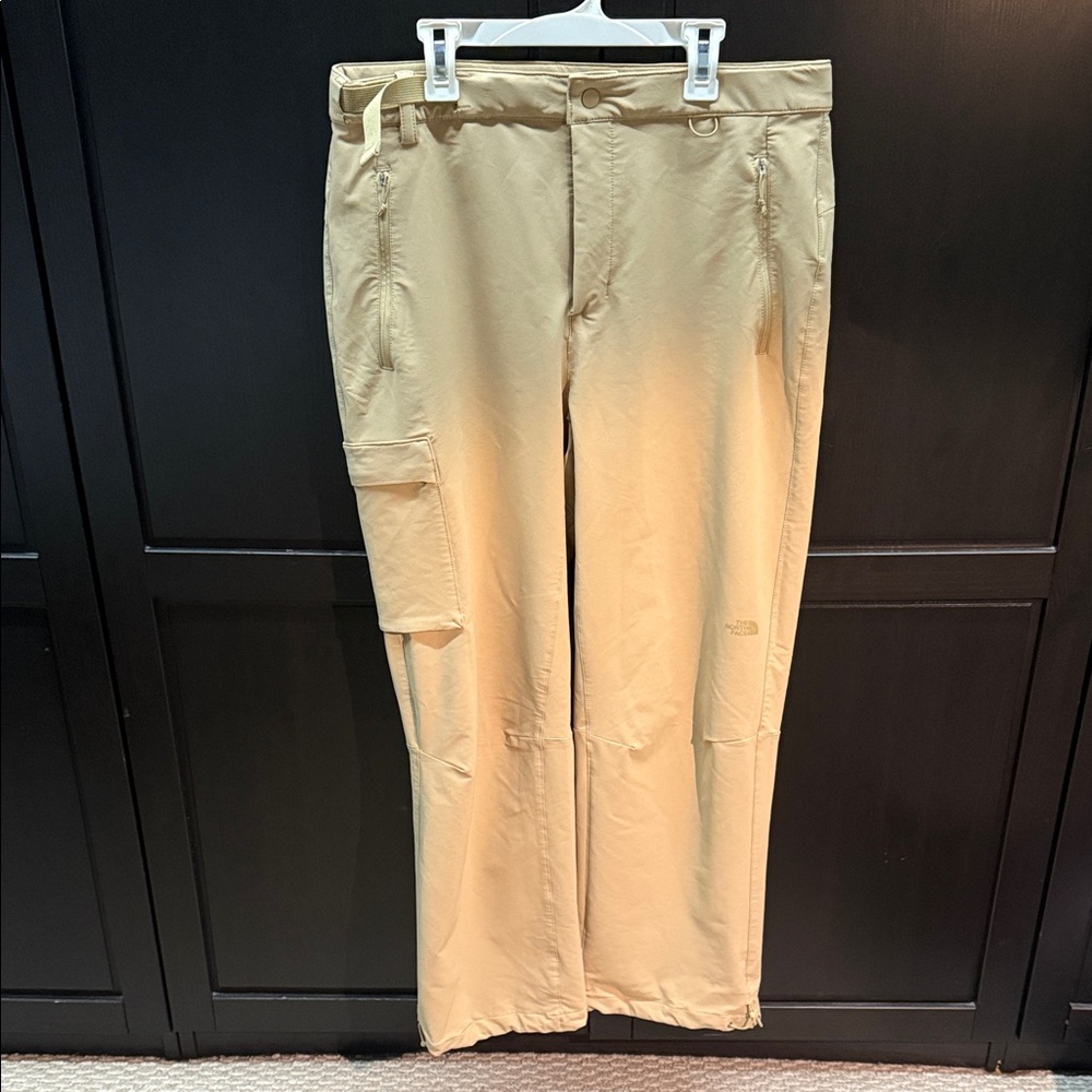 The North Face UPF40+ size 10 Women's Beige Outdoor Pants